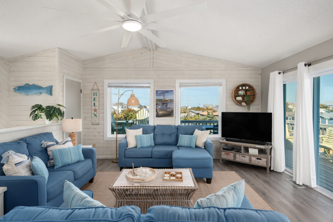 King Tide Rising Main Image